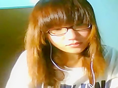 Cute singapore girl flashing her boobs on skype