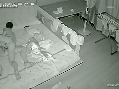 Hackers use the camera to remote monitoring of a lover’s home life.357_2